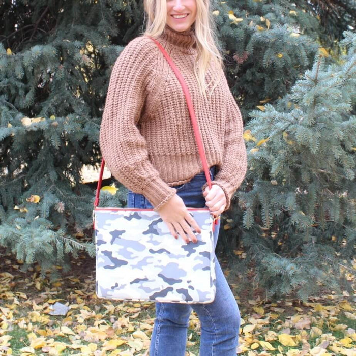 #9 Camo Padded Crossbody Techie