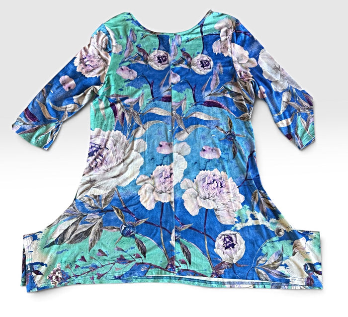 Azalea Preowned great condition Size 1X green/blue/multi Tunic