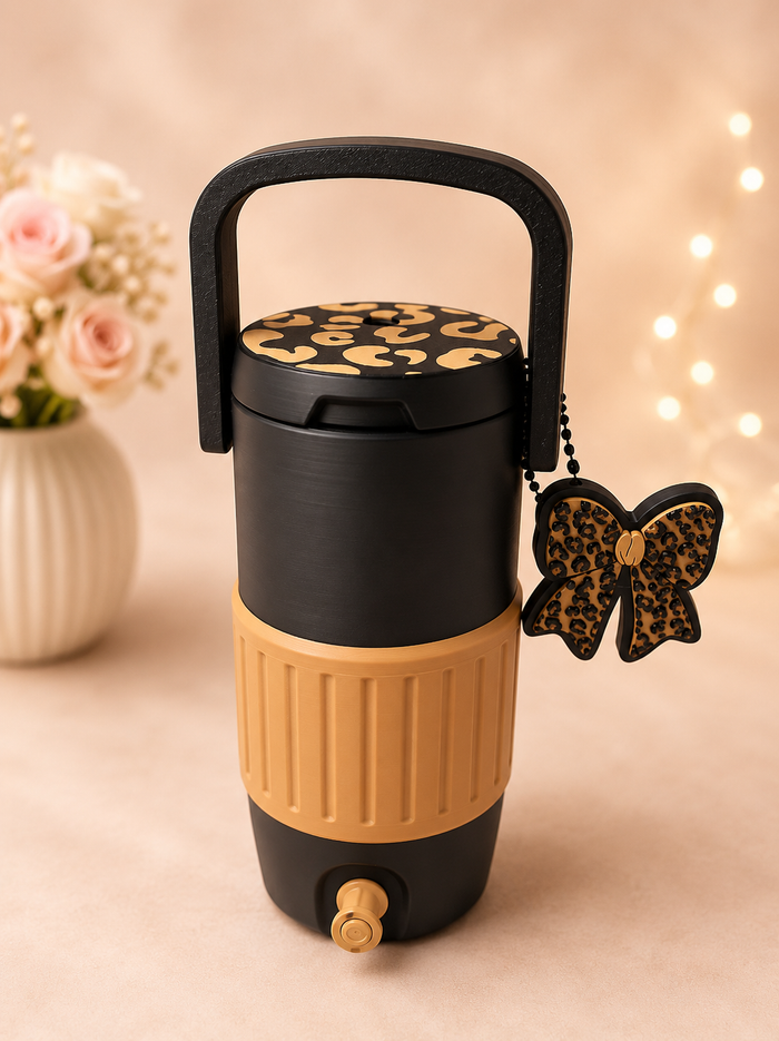Brown and Black can cooler with leopard print
