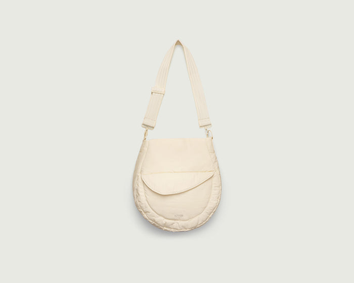 Burrata::Bucket Bag  white  front