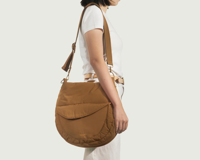 Caramel::Bucket Bag  brown mobile full image