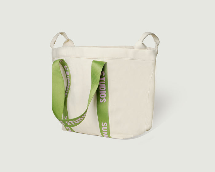 Cream::Carryall Tote Cream side