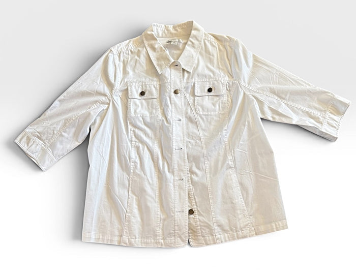 Cj Banks Preowned great condition Size 2X White Jacket