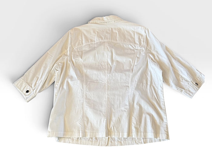 Cj Banks Preowned great condition Size 2X White Jacket