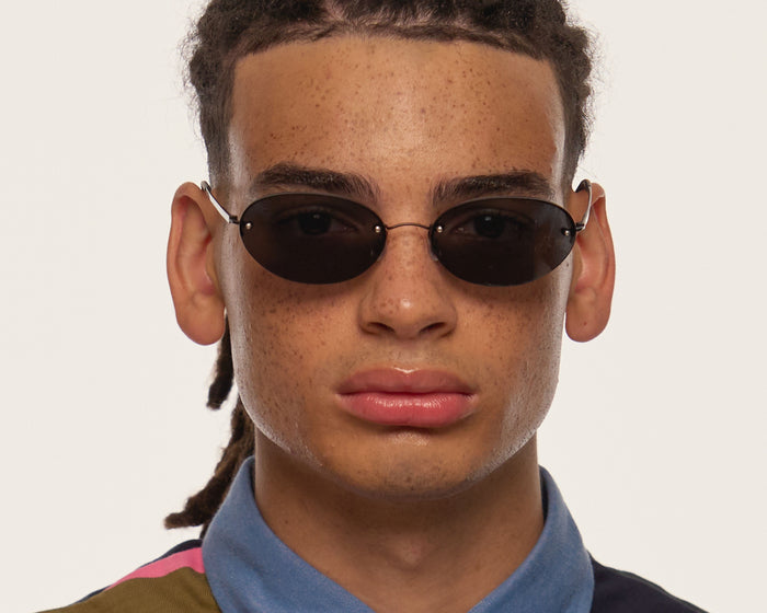 Charcoal::Coco Sunglasses oval black metal mobile full image