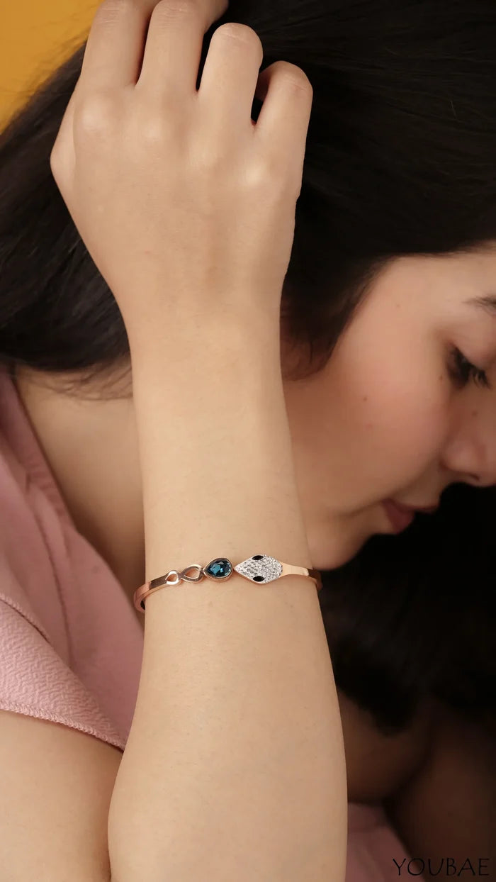 Elegant Snake Drop Anti Tarnish Bracelet