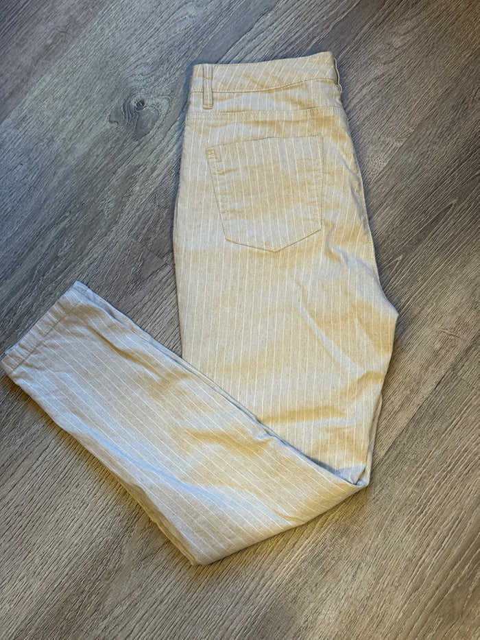 Gibson & Latimer Preowned great condition Size 12 Beige & White Pants