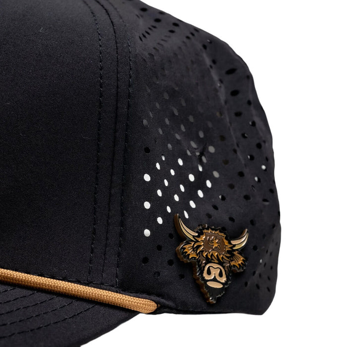 Golfio - Pins & Aces Highland Cow Perforated Rope Golf Cap Black - 25 Men