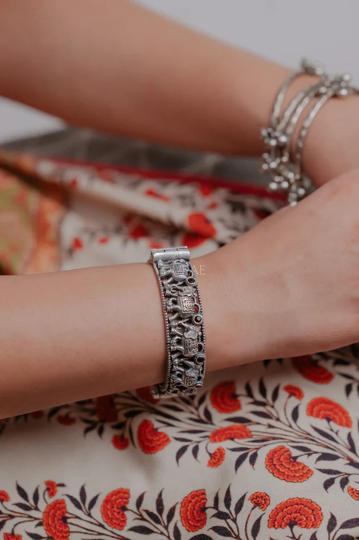 Hasi German Silver Free Size Kada Bracelet - Single