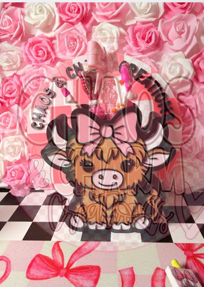Highland Cow with Bow Pen Holder * Exclusive
