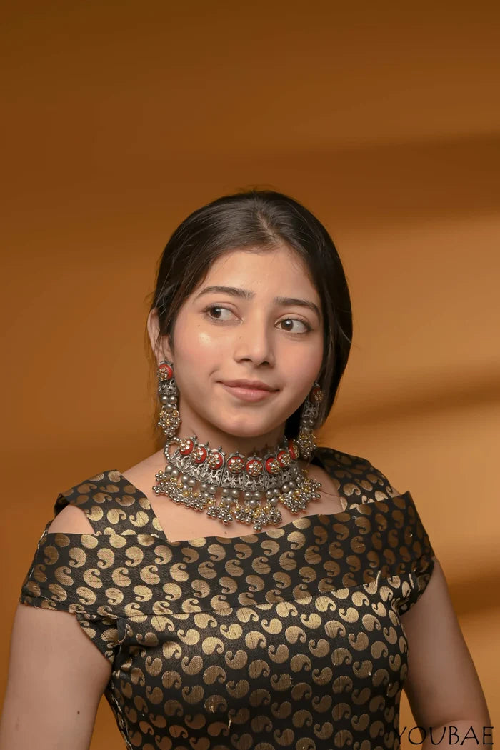 Kaamisha Neckpiece Set