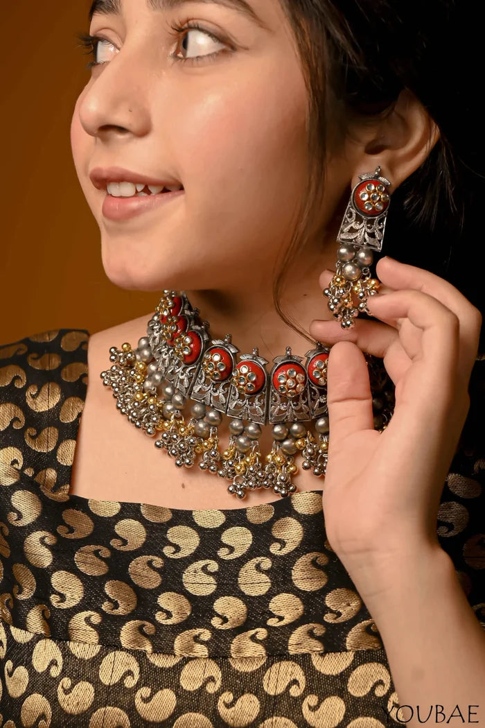 Kaamisha Neckpiece Set