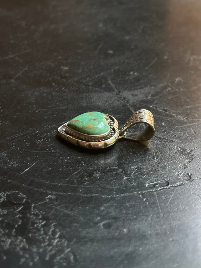 Kingman Turquoise Heart Pendant | 925 Sterling Silver G624