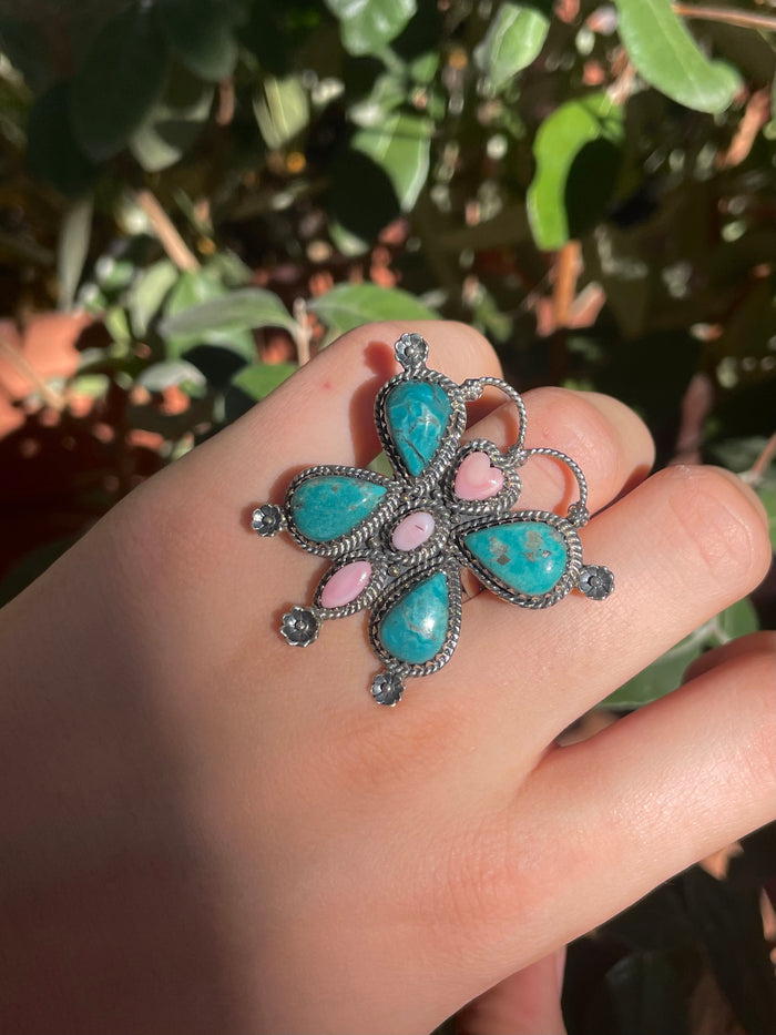 Kingman Turquoise Pink Conch Cluster Ring | Sterling Silver | Size 7 C851