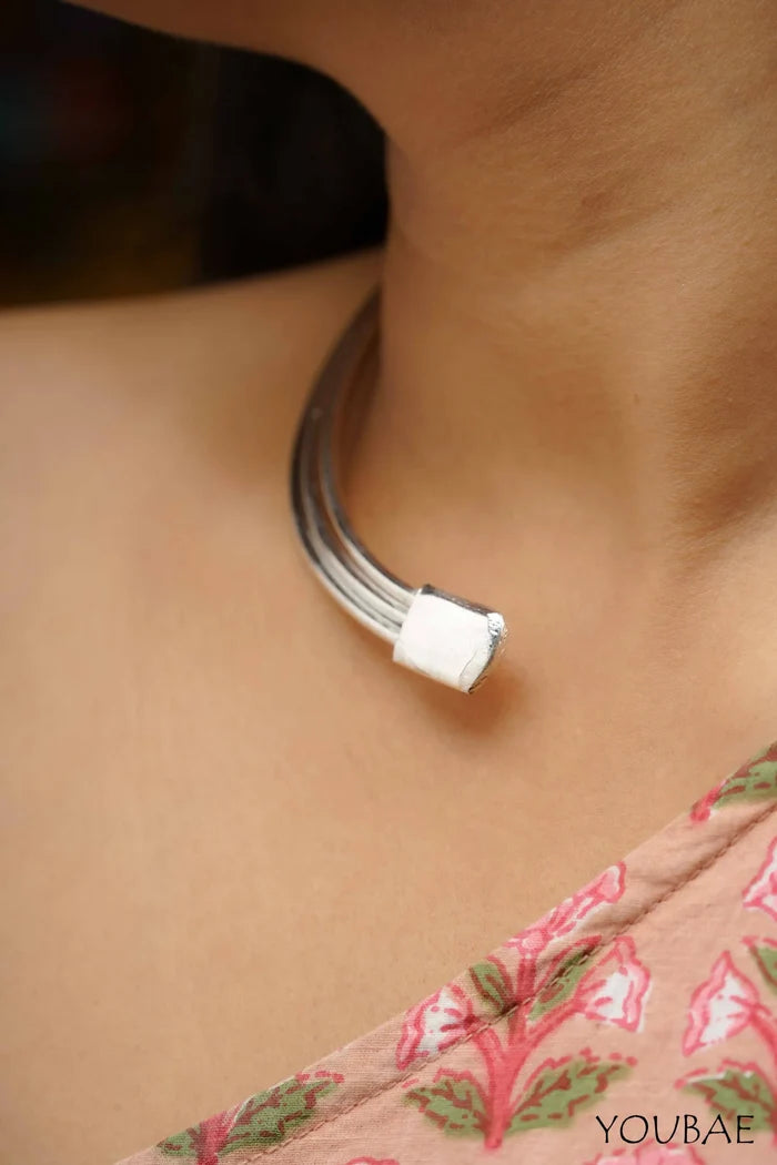 Kinza Neckpiece