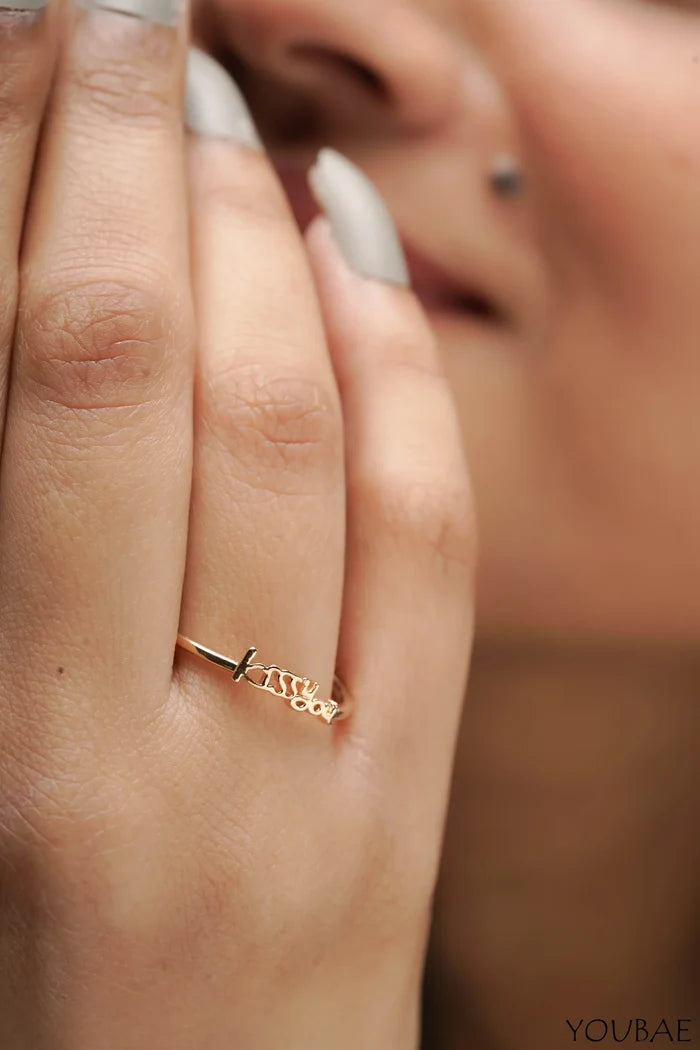 Kiss You Free Size, Adjustable Dainty Ring