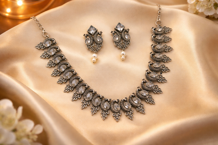 #LC1100 Silver Pearl Peacock Necklace Set