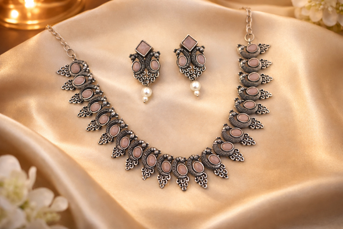 #LC1100 Silver Pearl Peacock Necklace Set