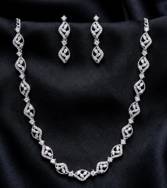 #LC1129 Silver-Tone Leaf Motif Necklace Set
