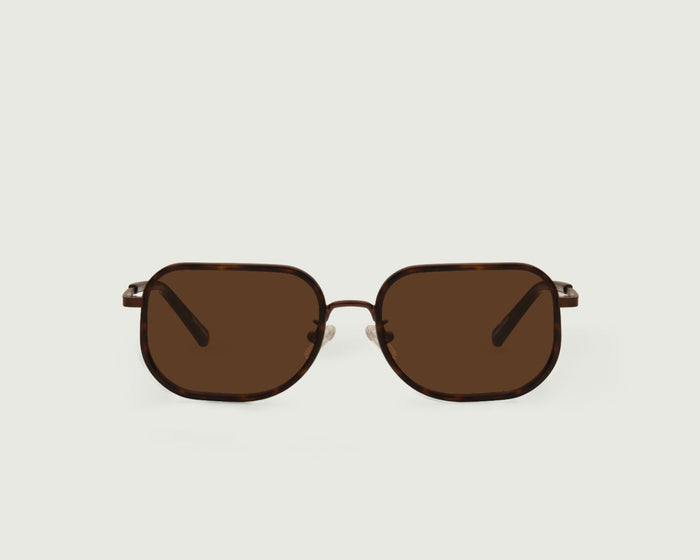 Classic Tort::Levi Sunglasses round brown plastic front