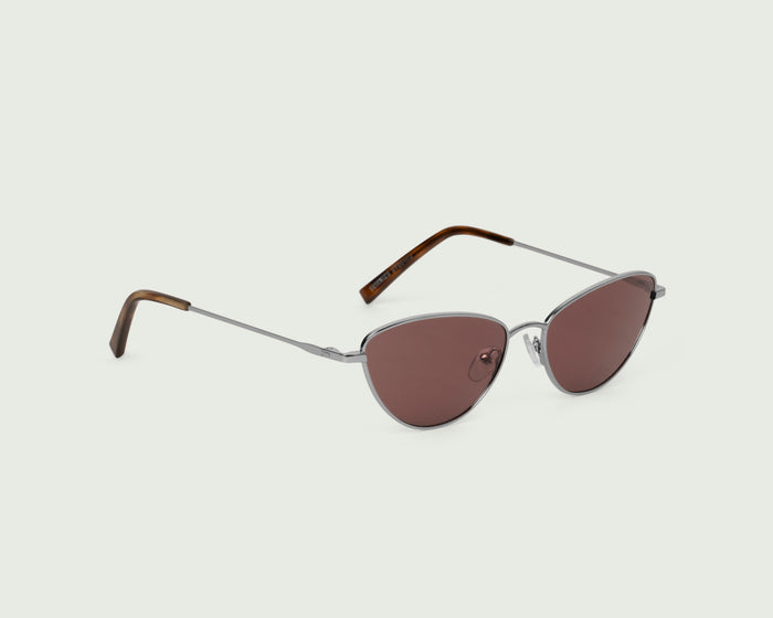Silver::Lou Sunglasses cateye Silver metal front diagonal