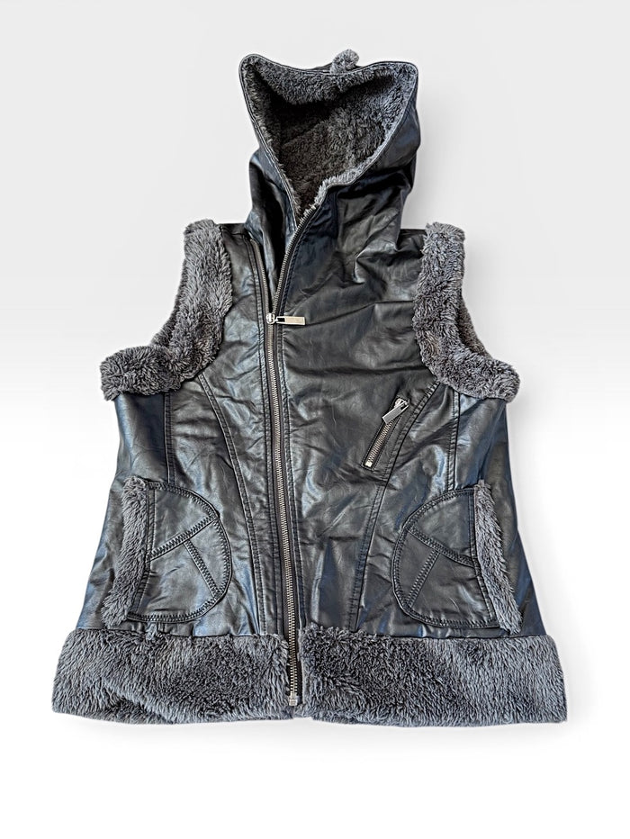 Miilla Preowned great condition Size L black/gray Vest(Outdoor)