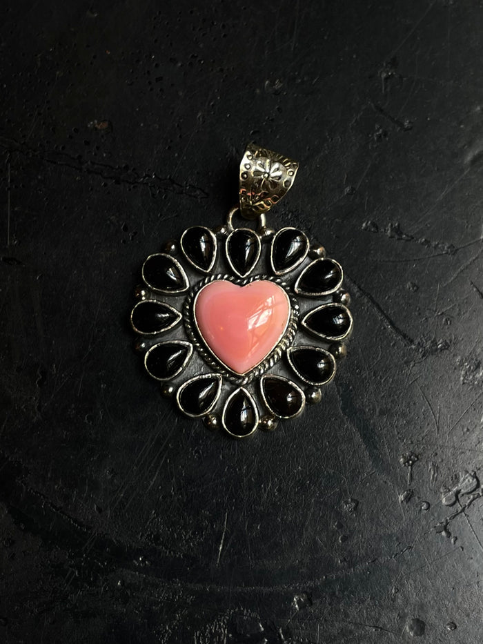 Pink Conch Heart Pendant | Black Onyx | 925 Sterling Silver E273