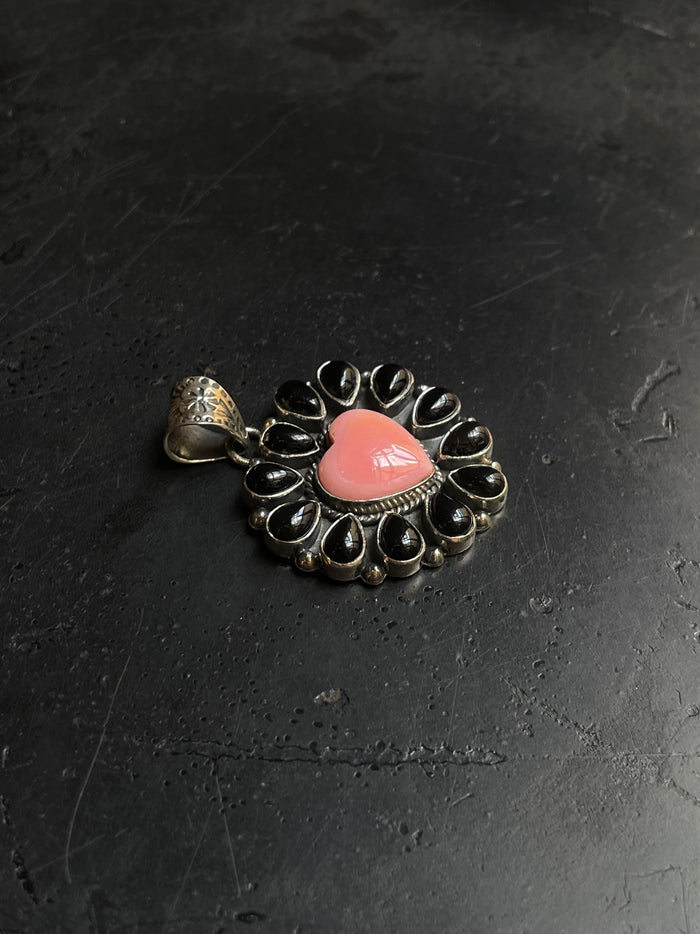 Pink Conch Heart Pendant | Black Onyx | 925 Sterling Silver E273