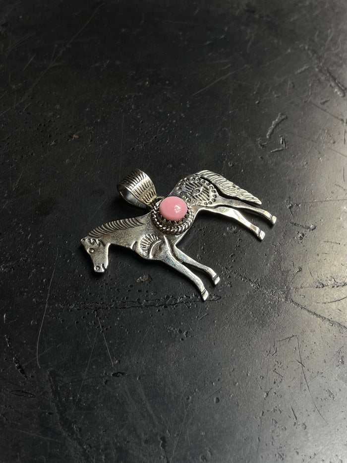 Pink Conch Horse Pendant | 925 Sterling Silver E266