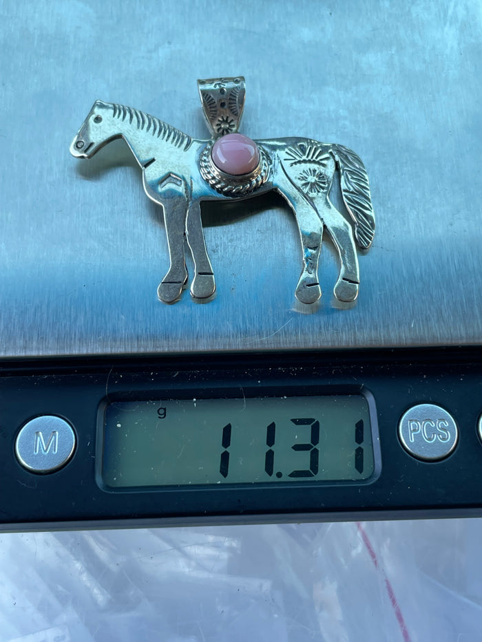 Pink Conch Horse Pendant | Sterling Silver 925 C774
