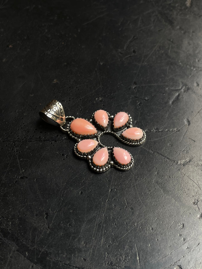 Pink Conch Naja Pendant | 925 Sterling Silver E281