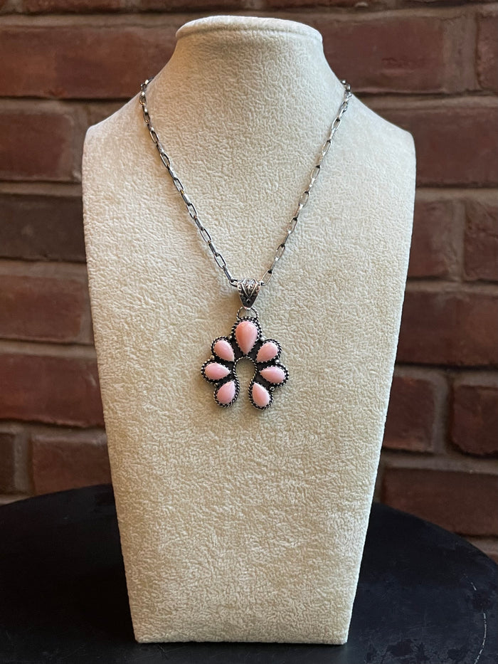 Pink Conch Naja Pendant | 925 Sterling Silver E281