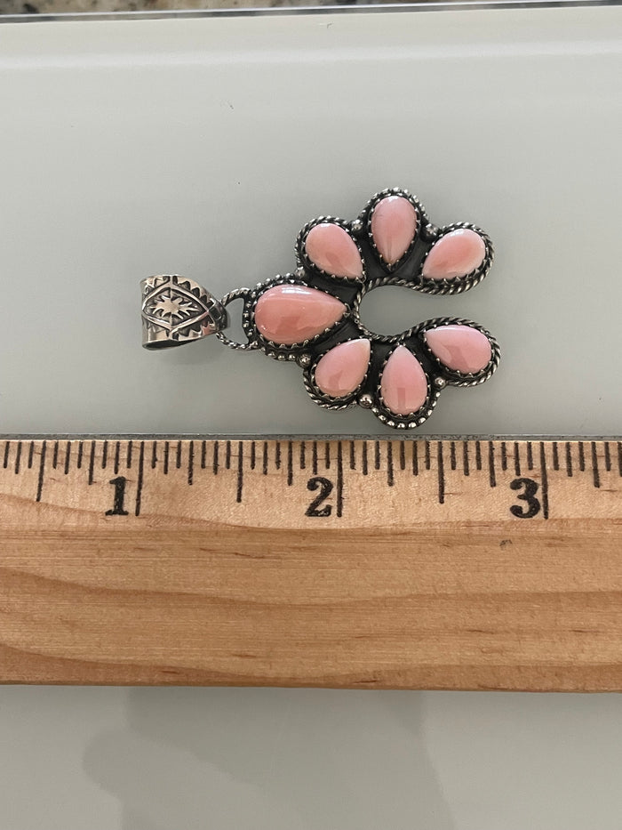 Pink Conch Naja Pendant | 925 Sterling Silver E281
