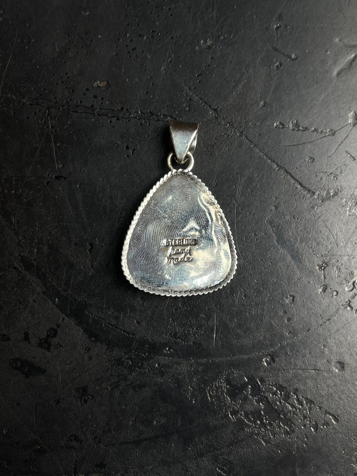 Pink Conch Pendant | 925 Sterling Silver E280