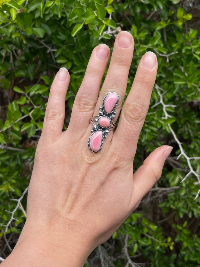 Pink Conch Row Ring Size 8 | 925 Sterling Silver B644