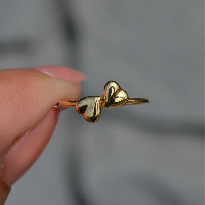 Sculpted Double-Heart Yellow Gold Ring