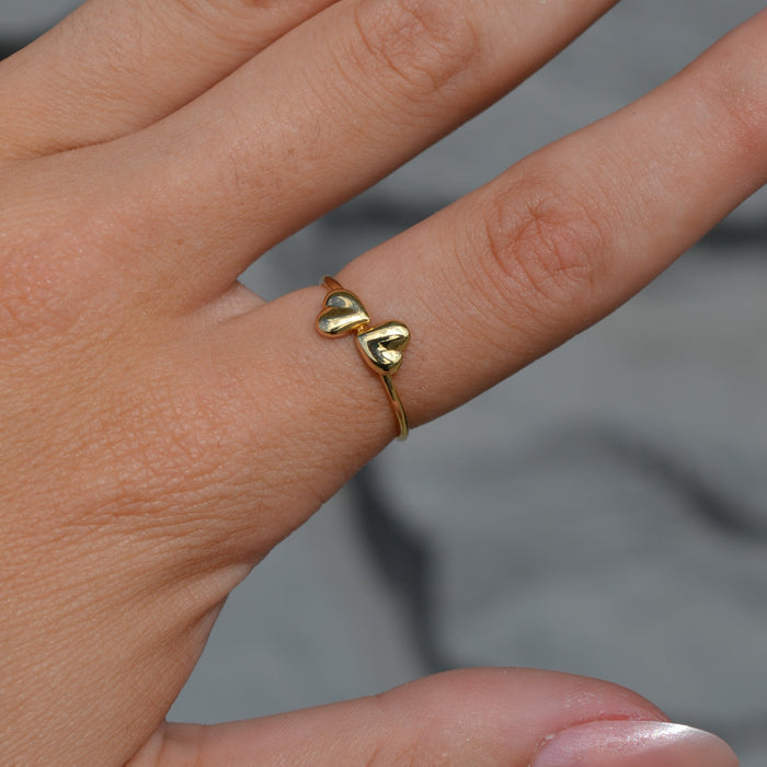 Sculpted Double-Heart Yellow Gold Ring