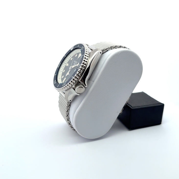 Seiko 5 Automatic Blue Dial Mesh Bracelet Watch