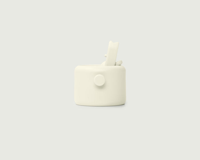 Burrata::Sip Cap  white  front diagonal
