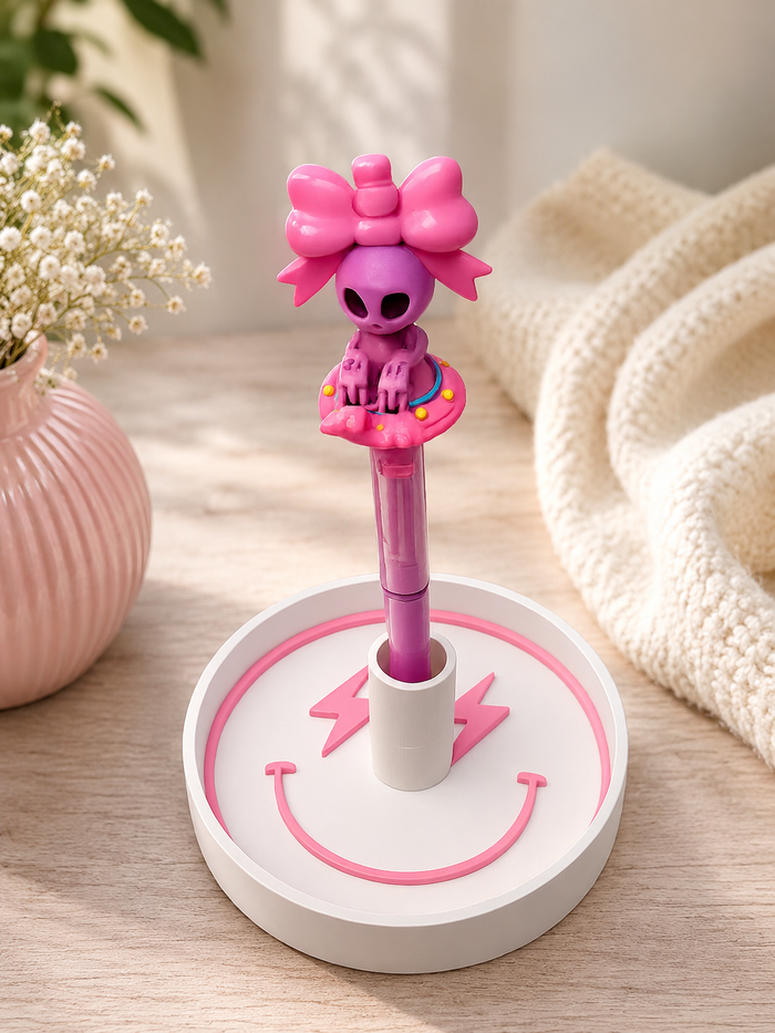 Smile face pen stand with tray