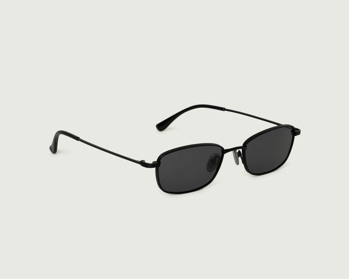 Charcoal::Smith Sunglasses rectangle Black metal front diagonal