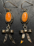 Spiny Oyster Bow Hook Earrings | 925 Sterling Silver G246