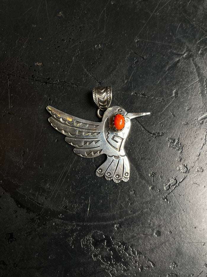 Spiny Oyster Hummingbird Pendant | 925 Sterling Silver C963