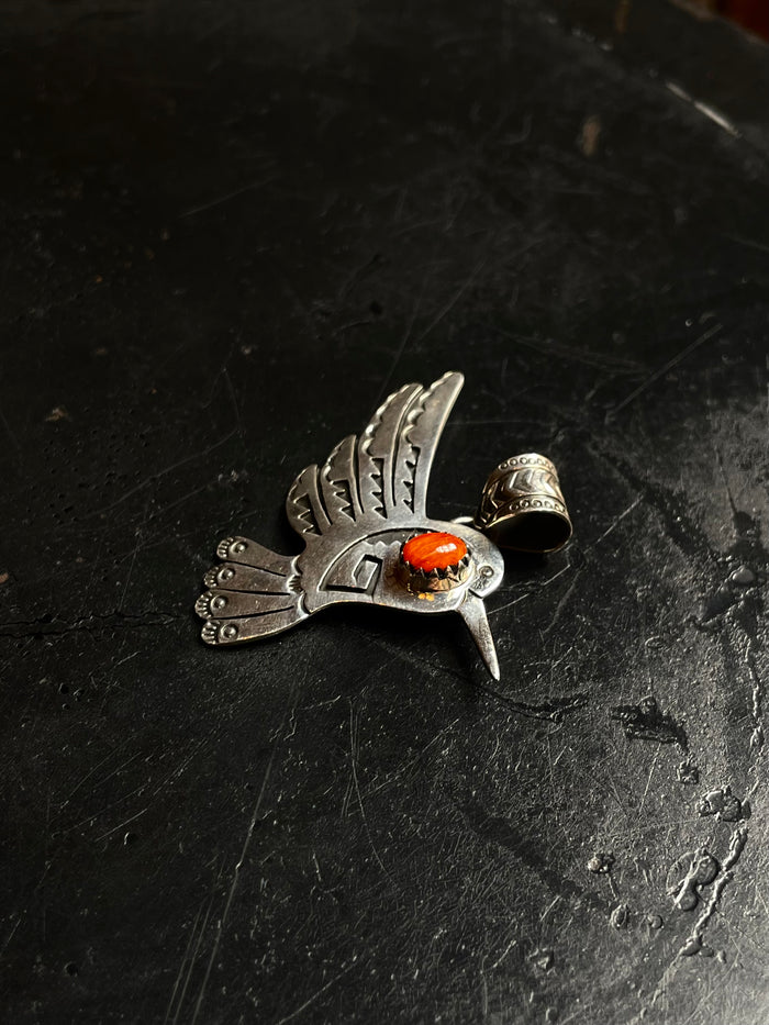 Spiny Oyster Hummingbird Pendant | 925 Sterling Silver C963