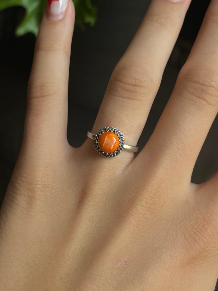 Spiny Oyster Ring Size 7 | 925 Sterling Silver G552