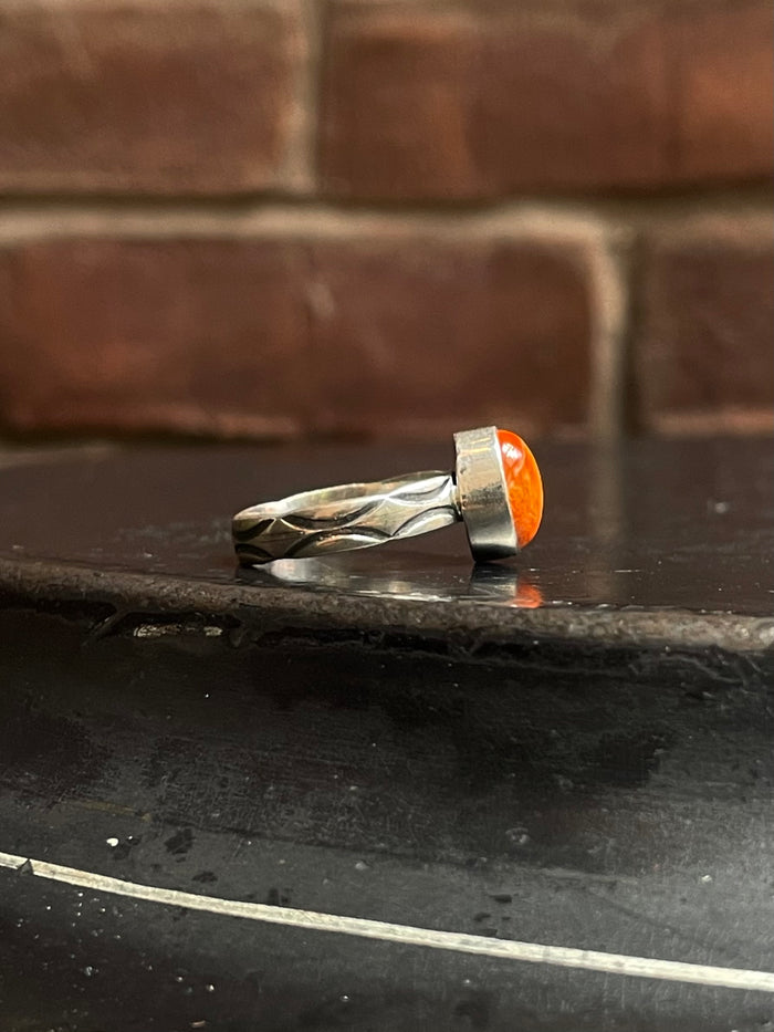 Spiny Oyster Ring Size 7.75 | 925 Sterling Silver G546